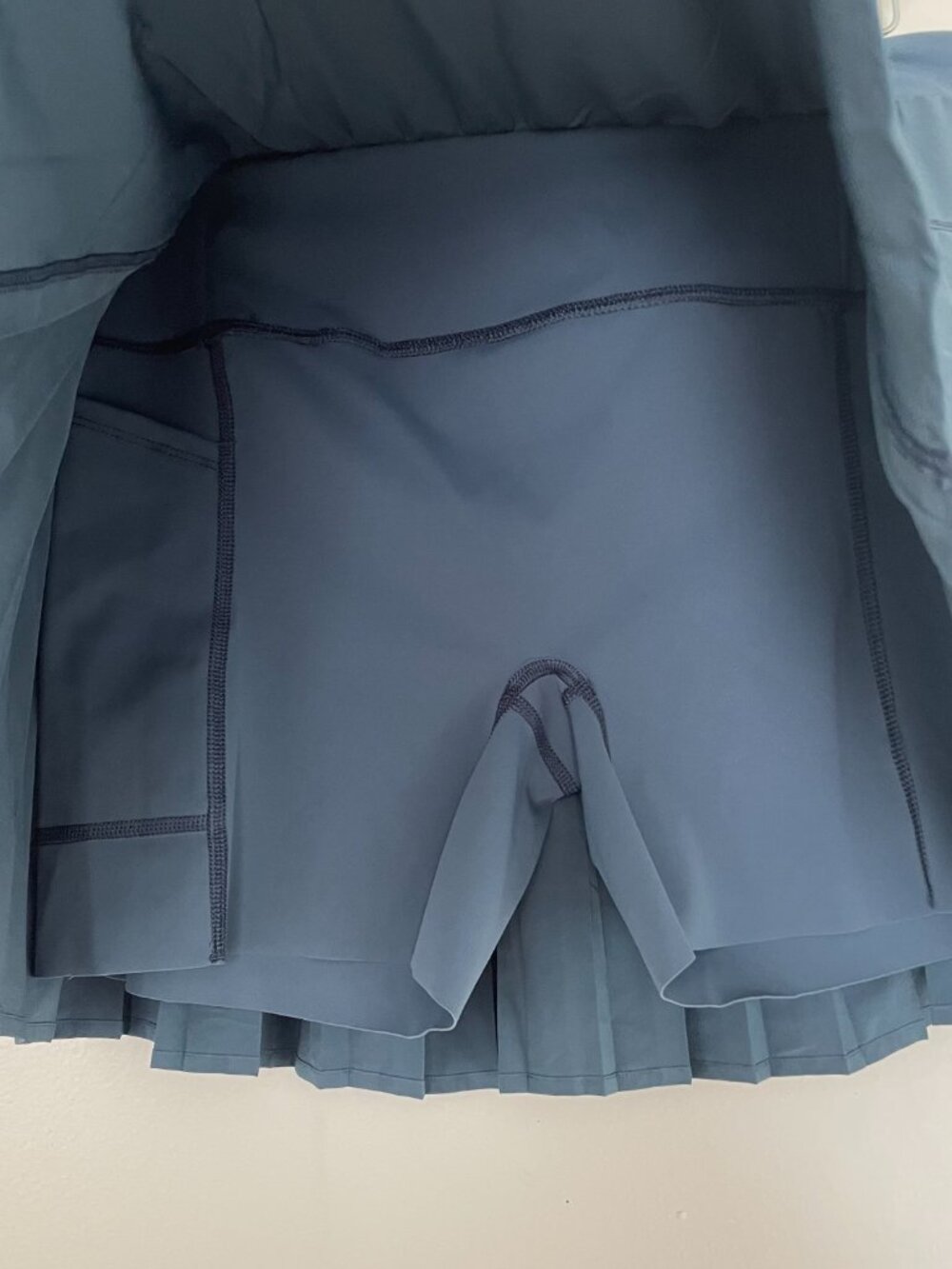 Spanx Get Moving Pleated Tennis Skort in Iron Blue Size XL - Picture 5 of 7